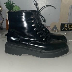 Black combat boots Sz 9